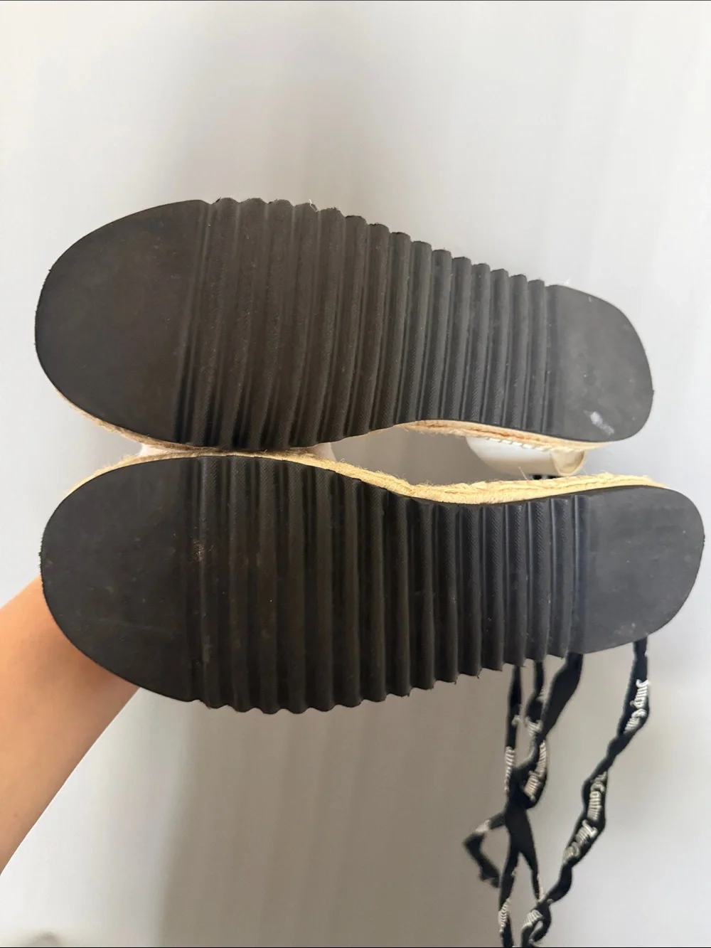 Juicy Couture Fay Lace Up Espadrille Sandals White Black Logo FLAWED GEM Size 8